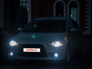 2008 Mitsubishi Lancer X, бежевый, 850000 рублей, вид 4