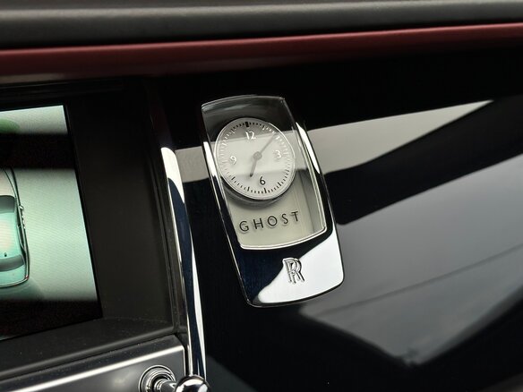 2016 Rolls-Royce Ghost I Рестайлинг (Series II), чёрный, 13200000 рублей - вид 23