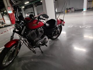 2010 Harley-Davidson Sportster 883, красный, 730000 рублей, вид 3