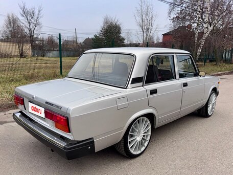 2011 Lada (ВАЗ) 2107, серебристый, 600000 рублей, вид 2