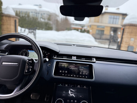 2019 Land Rover Range Rover Velar I, серый, 4250000 рублей - вид 11