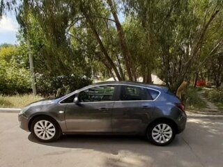 2012 Opel Astra J, серый, 570000 рублей, вид 2
