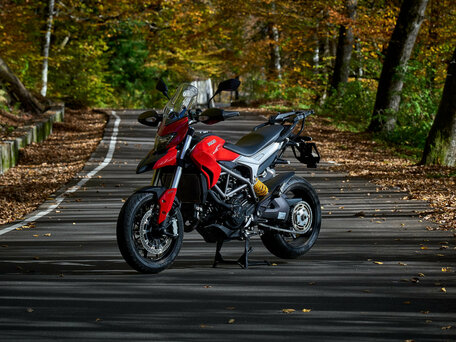 2015 Ducati Hyperstrada, красный, 766000 рублей, вид 1
