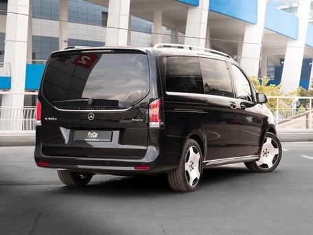 2026 Mercedes-Benz V-Класс Long 300 d длинный III (W447) Рестайлинг 2, чёрный, 14690000 рублей, вид 5