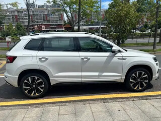 2023 Skoda Karoq I, белый, 2400444 рублей, вид 4