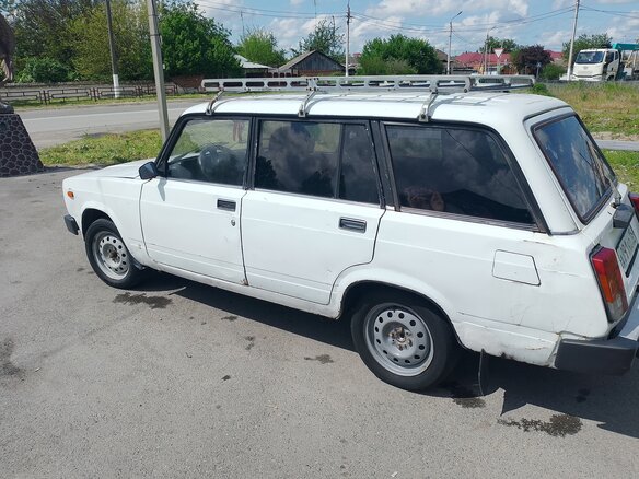 2003 Lada (ВАЗ) 2104 4-speed, белый, 160000 рублей - вид 6