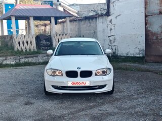 2008 BMW 1 серии 118i I (E81/E82/E87/E88) Рестайлинг, белый, 899000 рублей, вид 2