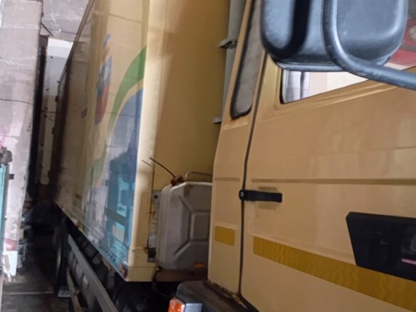1991 Renault G230, жёлтый, 800000 рублей - вид 1