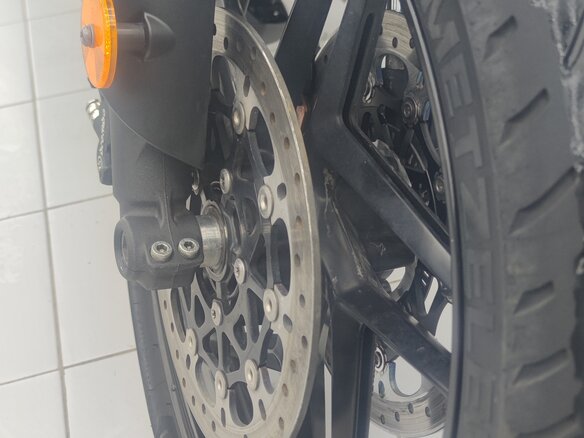 2019 Triumph Tiger 800, серый, 1050000 рублей - вид 17
