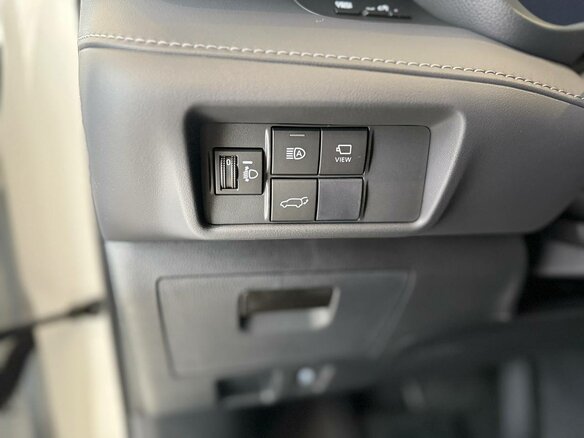 2025 Toyota Highlander IV (XU70), белый, 5250000 рублей - вид 18