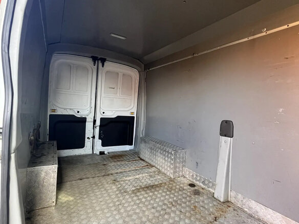 2020 Ford Transit, белый, 1300000 рублей - вид 10