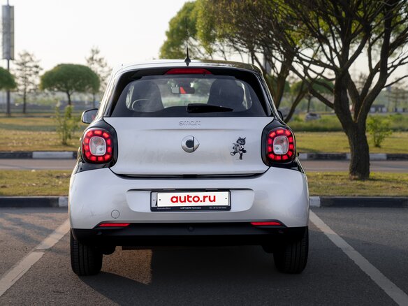 2017 Smart Forfour II, серебристый, 1550000 рублей - вид 4