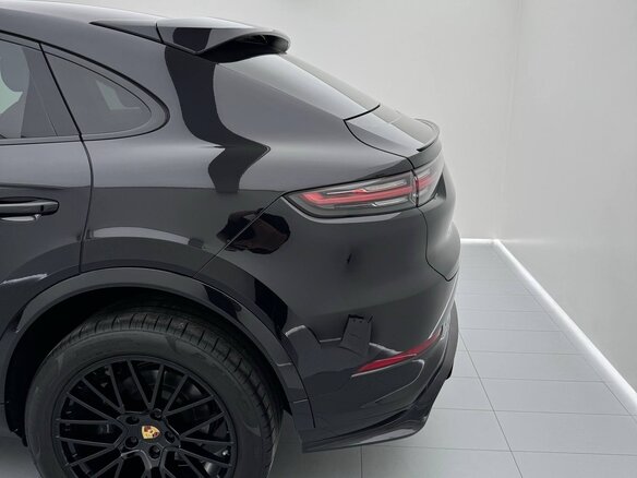 2020 Porsche Cayenne Coupé III, чёрный, 7850000 рублей - вид 12