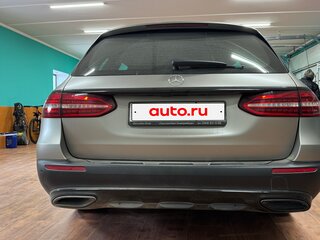 2022 Mercedes-Benz E-Класс All-Terrain 220 d V (W213, S213, C238) Рестайлинг, серый, 8000000 рублей, вид 4