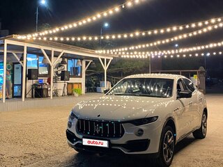 2017 Maserati Levante Diesel I, белый, 3690000 рублей, вид 2