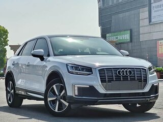 2019 Audi Q2 L e-tron I, белый, 1680000 рублей, вид 1