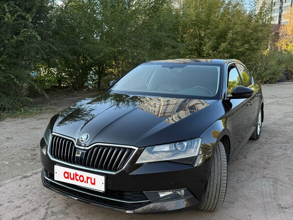 2017 Skoda Superb III, коричневый, 1650000 рублей - вид 1
