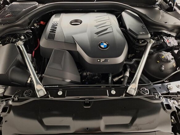 2025 BMW 5 серии Long 530Li xDrive VIII (G60/G61/G68), чёрный, 8450000 рублей - вид 16