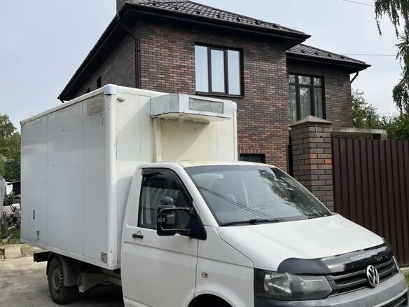 2012 Volkswagen Transporter, белый, 1150000 рублей - вид 1