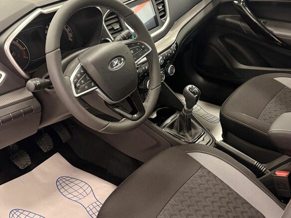 2026 Lada (ВАЗ) Vesta SW I Рестайлинг (NG), коричневый - вид 22