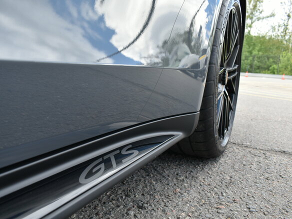 2026 Porsche Panamera GTS III, серый - вид 35