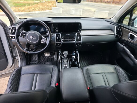 2020 Kia Sorento IV, серебристый, 3680000 рублей - вид 11