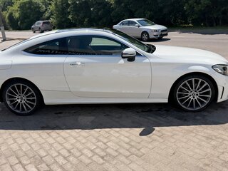 2019 Mercedes-Benz C-Класс 220 d IV (W205) Рестайлинг, белый, 3260000 рублей, вид 2