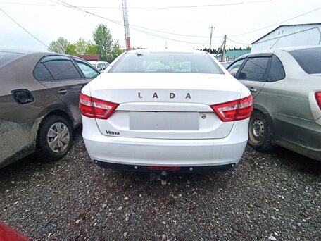 2016 Lada (ВАЗ) Vesta I, белый, 343000 рублей, вид 4