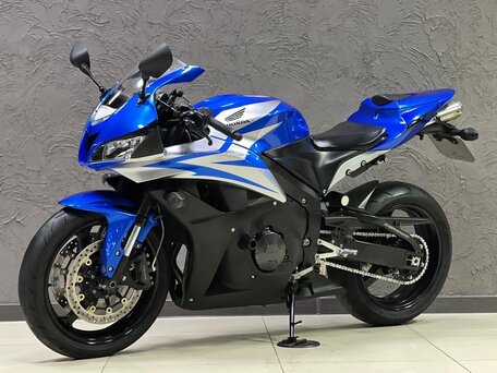 2007 Honda CBR 600RR, синий, 680000 рублей, вид 4
