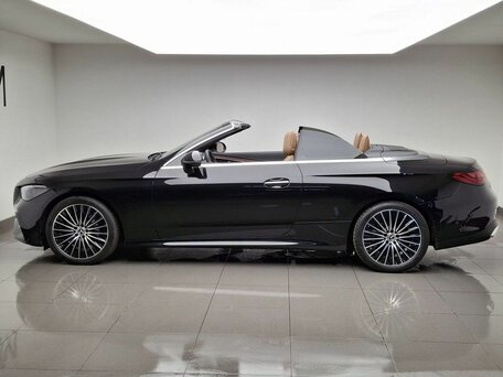 2024 Mercedes-Benz CLE 200, чёрный, 7880000 рублей, вид 3