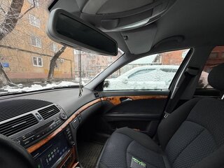 2002 Mercedes-Benz E-Класс 240 III (W211, S211), белый, 1100000 рублей, вид 4