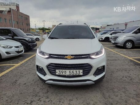 2022 Chevrolet Trax I Рестайлинг, белый, 965000 рублей, вид 1