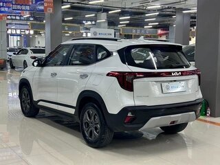 2026 Kia Seltos I Рестайлинг, белый, 2000000 рублей, вид 4