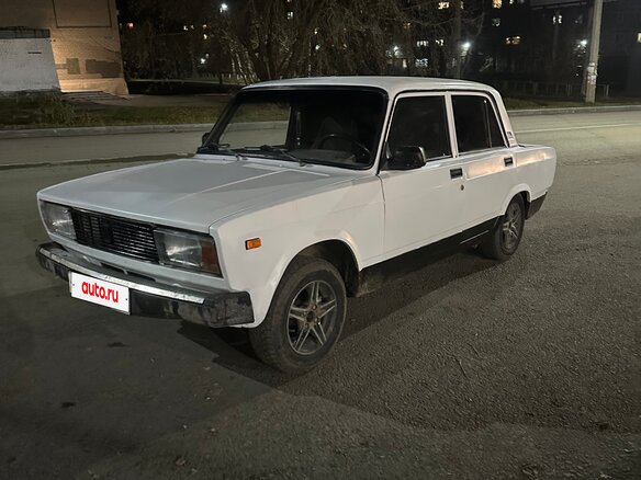 2006 Lada (ВАЗ) 2105, зелёный, 110000 рублей - вид 1