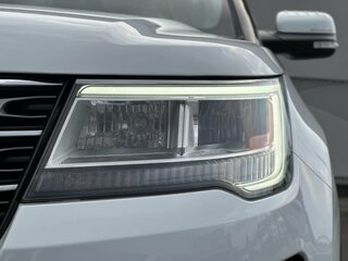 2017 Ford Explorer V Рестайлинг 2, белый, 2700000 рублей, вид 4