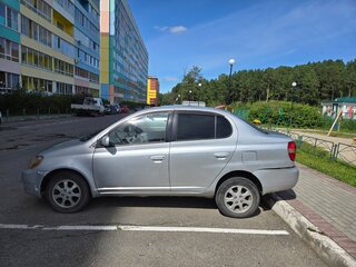 1999 Toyota Platz, серый, 365000 рублей, вид 4