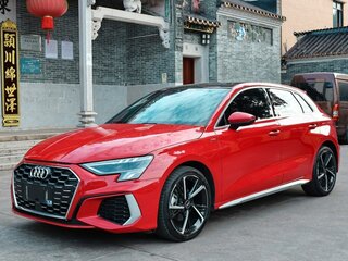 2022 Audi A3 Sportback 35 TFSI IV (8Y), белый, 2300000 рублей, вид 1