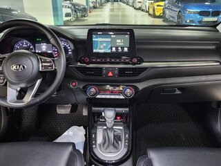 2020 Kia K3 II, белый, 2450000 рублей, вид 5