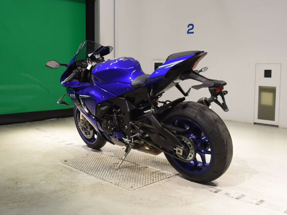 2025 Yamaha YZF-R1, синий, 2400000 рублей - вид 5