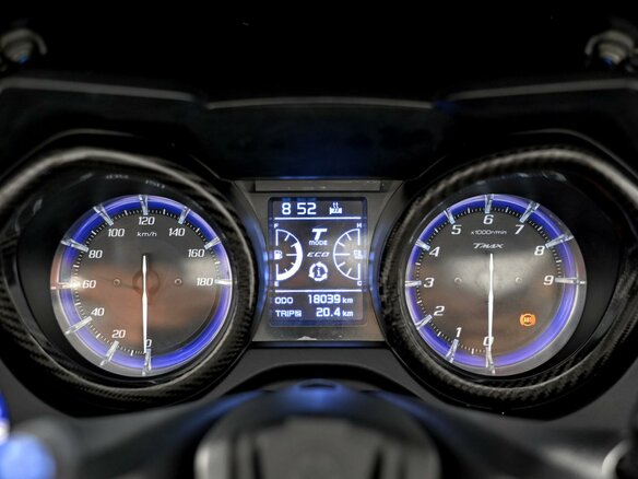 2017 Yamaha TMAX, серый, 869000 рублей - вид 8