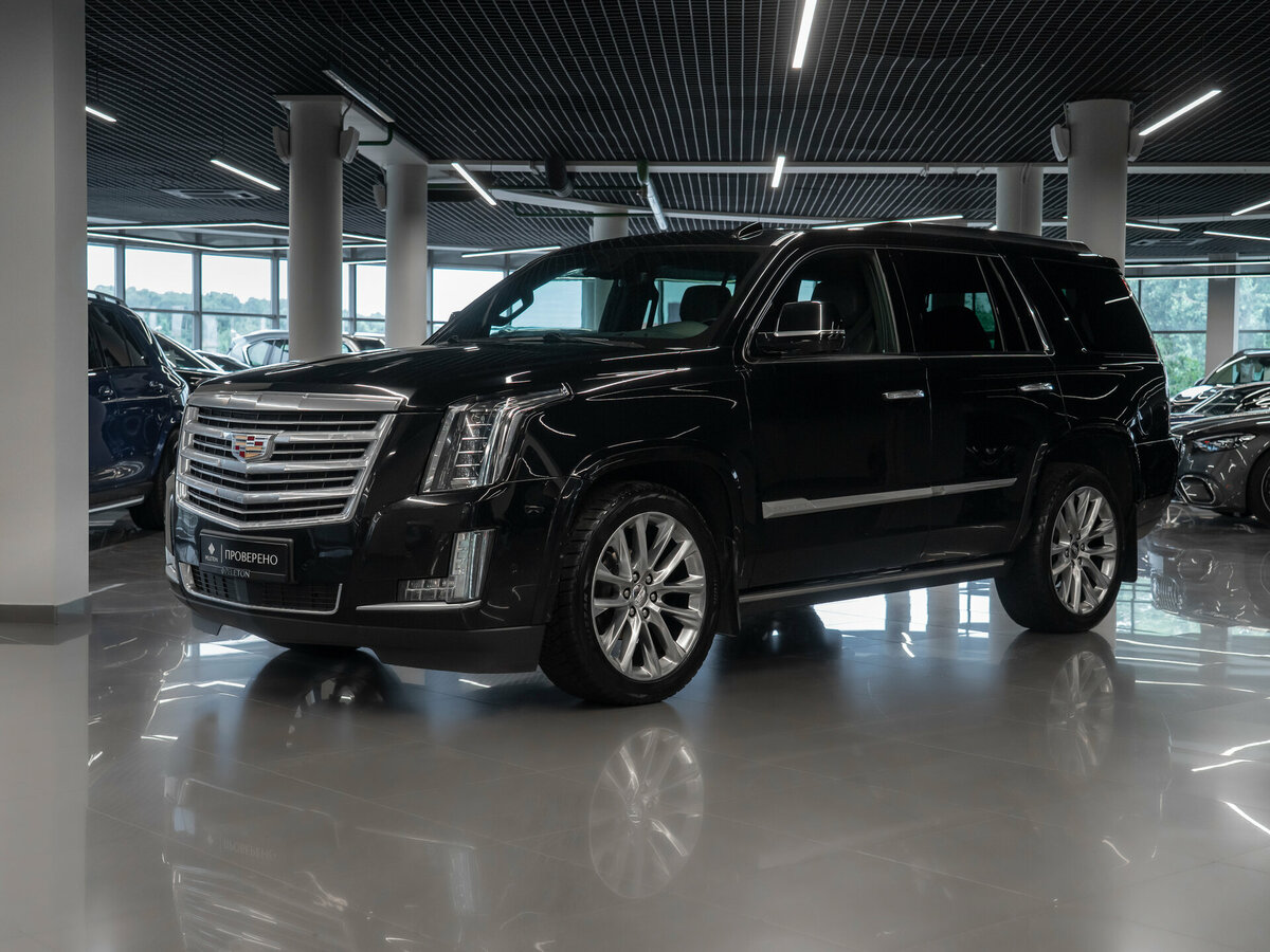 Открыть фотографии: Cadillac Escalade IV