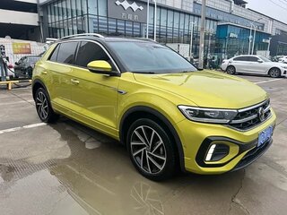 2023 Volkswagen T-Roc I (China Market) Рестайлинг, жёлтый, 1550000 рублей, вид 2
