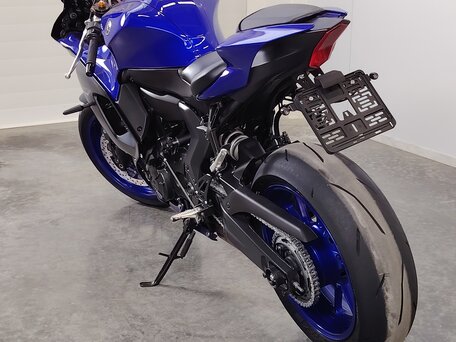 2022 Yamaha YZF-R7, синий, 829000 рублей, вид 5