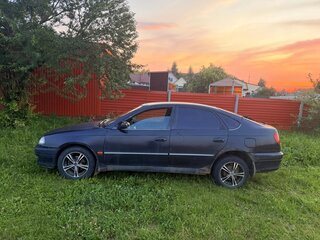 1998 Toyota Avensis I, чёрный, 135000 рублей, вид 4