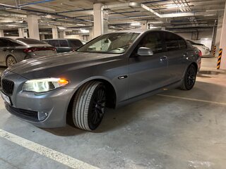 2013 BMW 5 серии 530d xDrive VI (F10/F11/F07), серый, 2050000 рублей, вид 1
