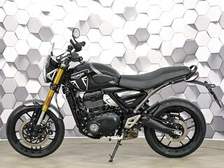 2024 Triumph Speed 400, чёрный, 577000 рублей, вид 4