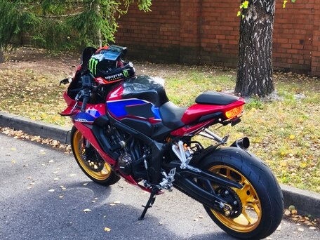 2019 Honda CBR 650R, красный, 890000 рублей, вид 3