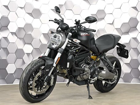 2019 Ducati Monster 821, чёрный, 769000 рублей, вид 2
