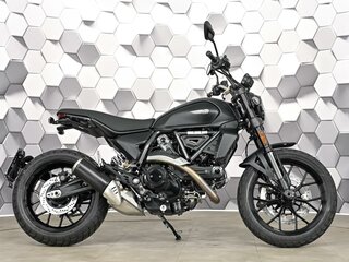2025 Ducati Scrambler 800, чёрный, 1099000 рублей, вид 3