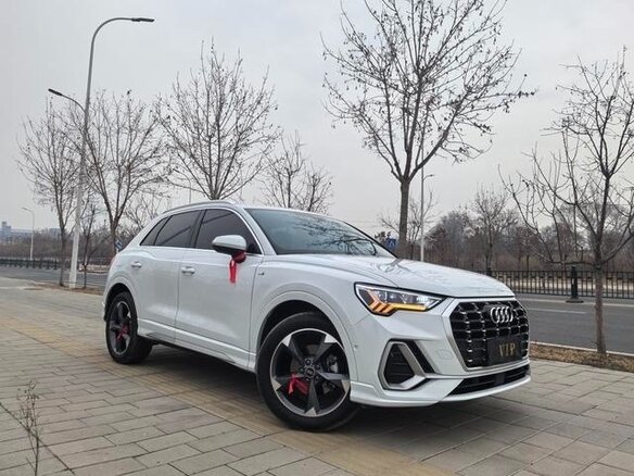 2022 Audi Q3 35 TFSI II (F3), белый - вид 2